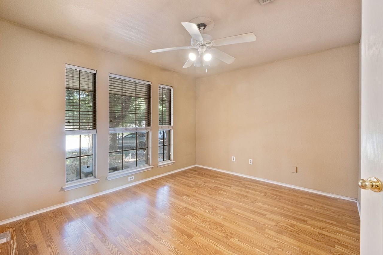 1716 Candelaria Mesa Dr - Photo 3 of 26