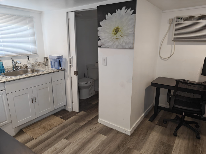 24524 Mohr Dr #G - Photo 2 of 13