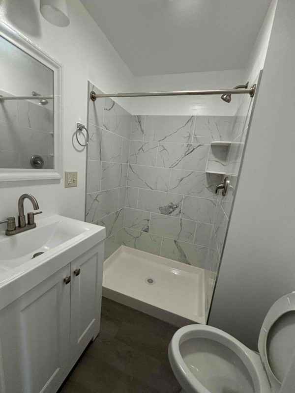352 Oakland Ave - Photo 2 of 12