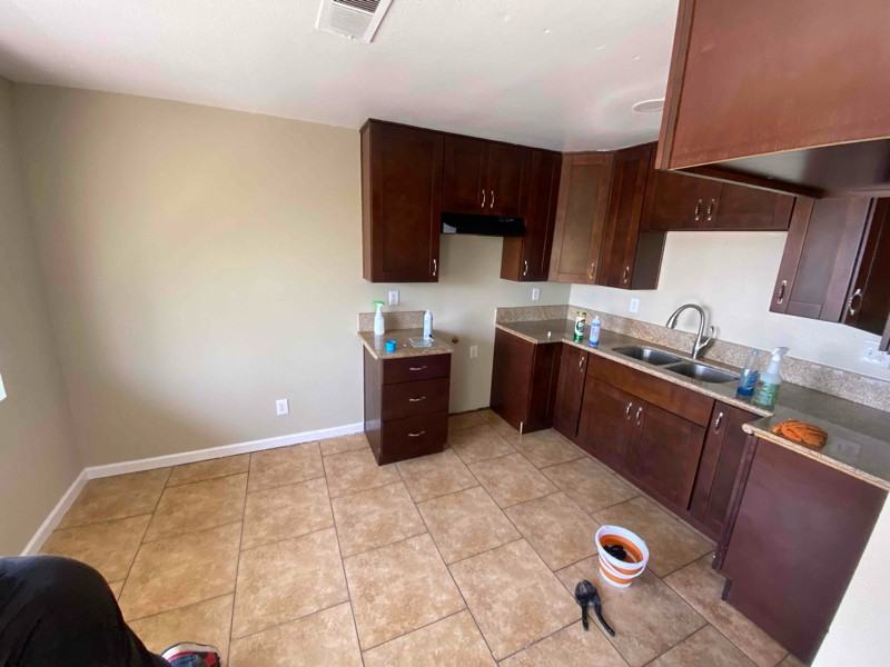 1448 S Greenwood Ave - Photo 2 of 6