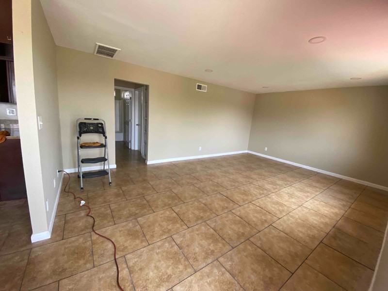 1448 S Greenwood Ave - Photo 3 of 6