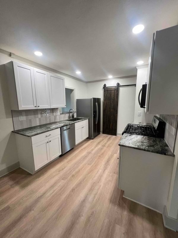 609 Sydney Ave - Photo 2 of 12