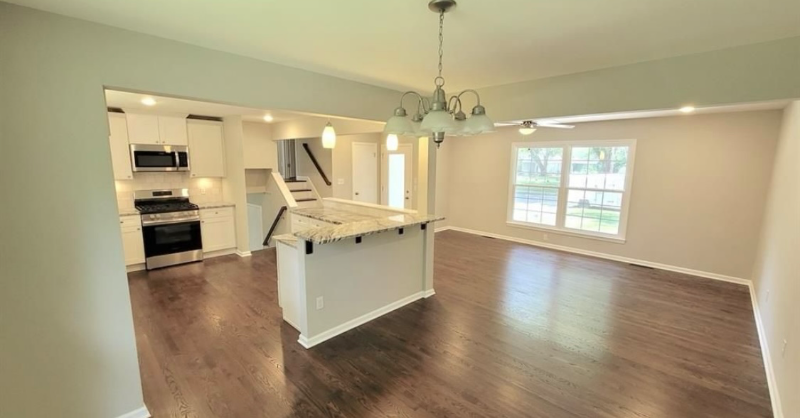 9027 Wedd St - Photo 2 of 4