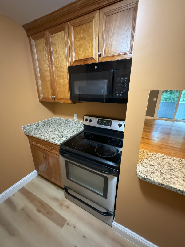 92 Eastern Ave - Photo 3 of 11