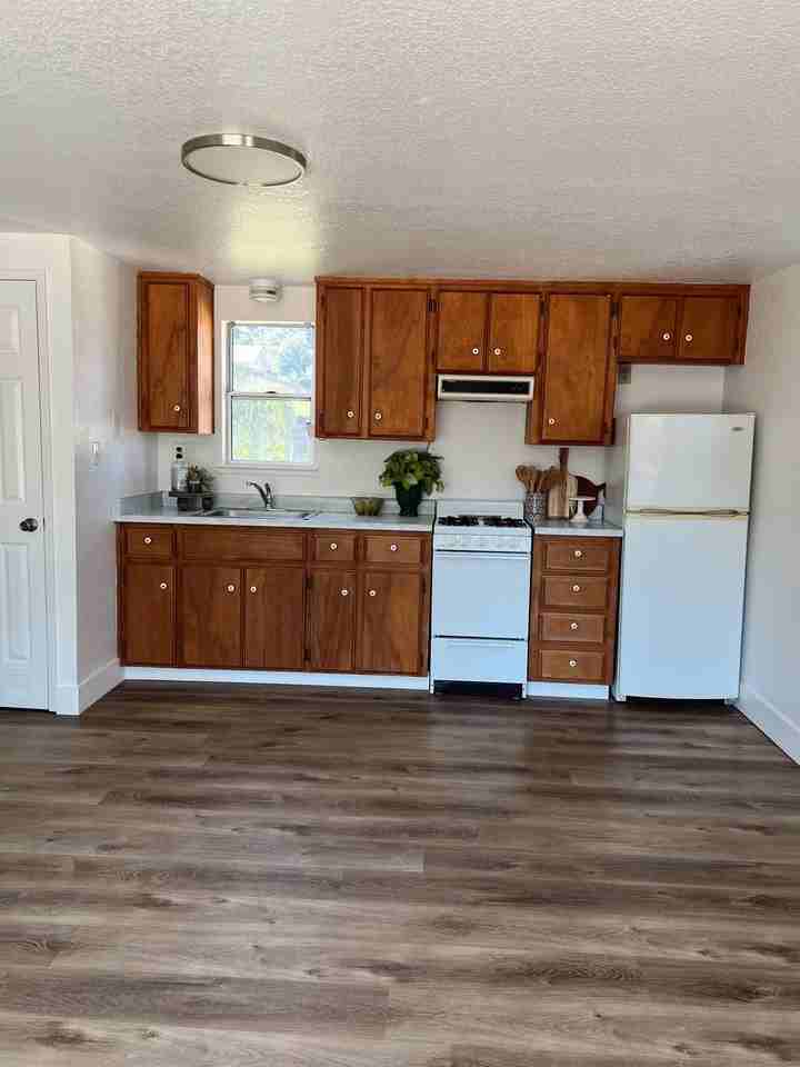 1500 N Johnson Rd #B - Photo 2 of 10