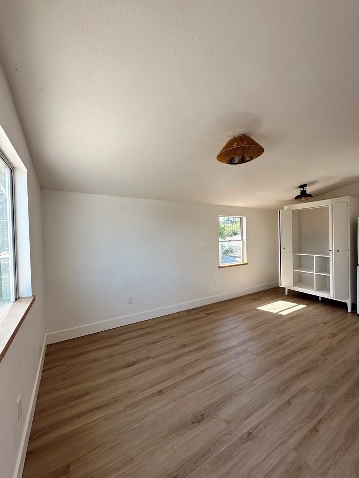 1500 N Johnson Rd #A - Photo 5 of 10