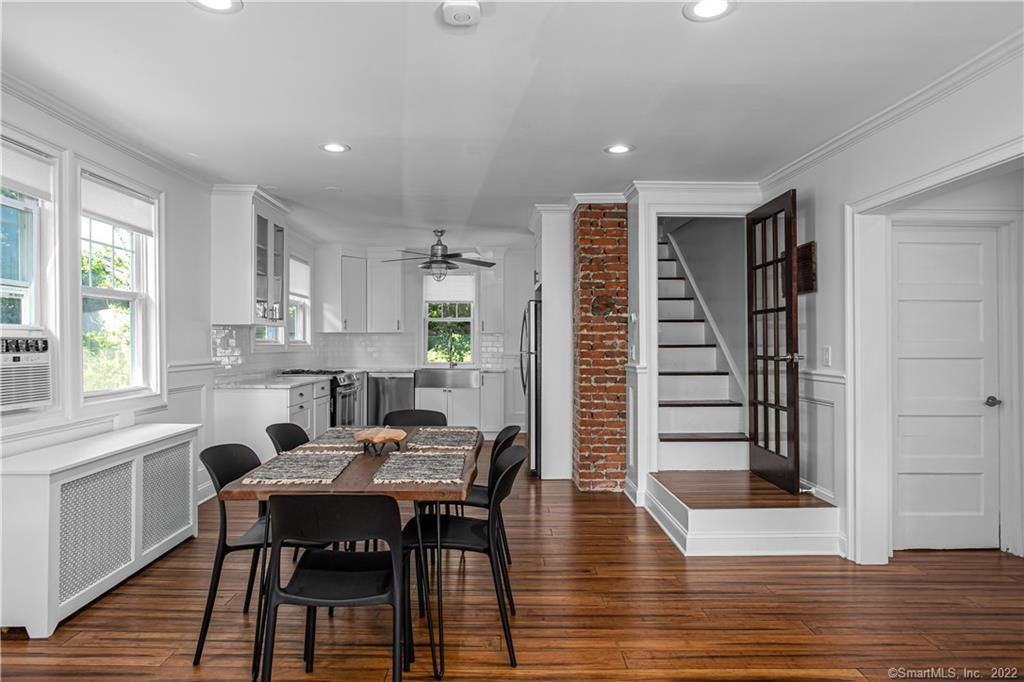 37 Mohegan Ave - Photo 3 of 8