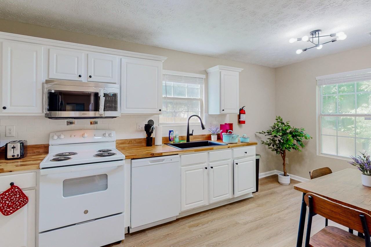 Pennybrook Ln - Photo 5 of 12