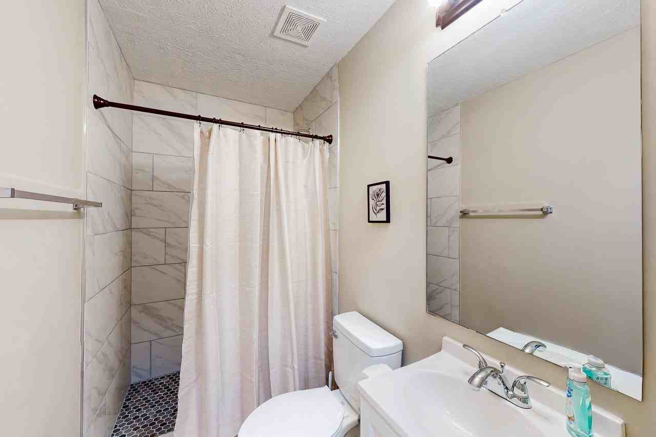 Pennybrook Ln - Photo 7 of 12