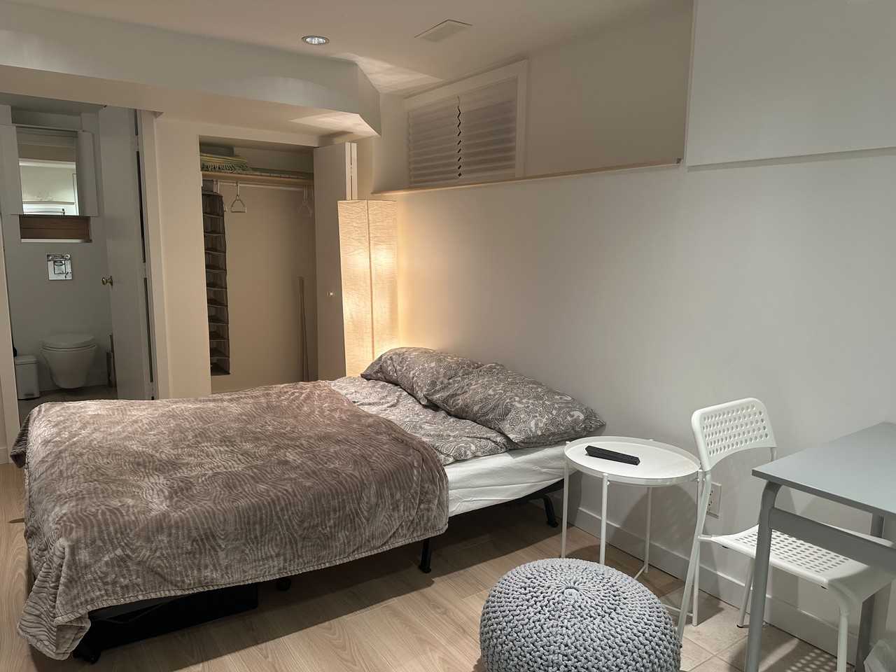 465 Newlands Road - Photo 3 of 7