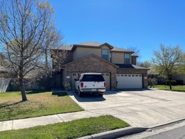 featured image of 917 917 & 921 Brown Rock Dr
