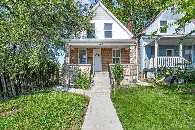 2645 Sutton Blvd - Photo 2 of 21