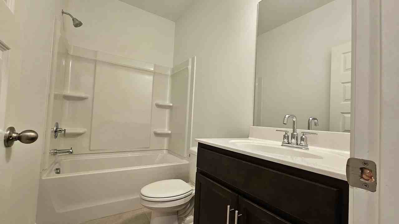 5388 Bellflower Hls - Photo 5 of 50