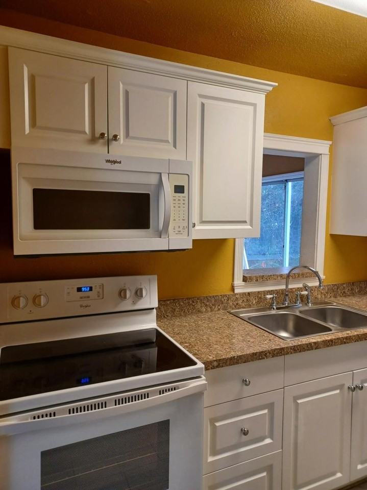 3404 Newtown Blvd - Photo 3 of 5