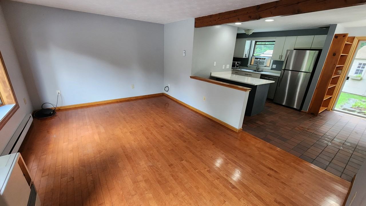 237 Allen Ave #5 - Photo 4 of 29