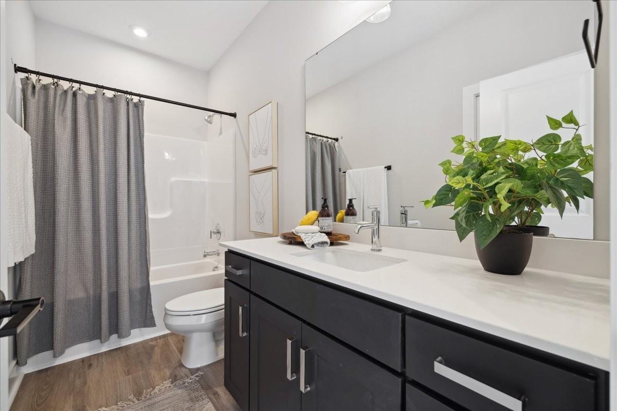 2333 Bedford St #A - Photo 3 of 20