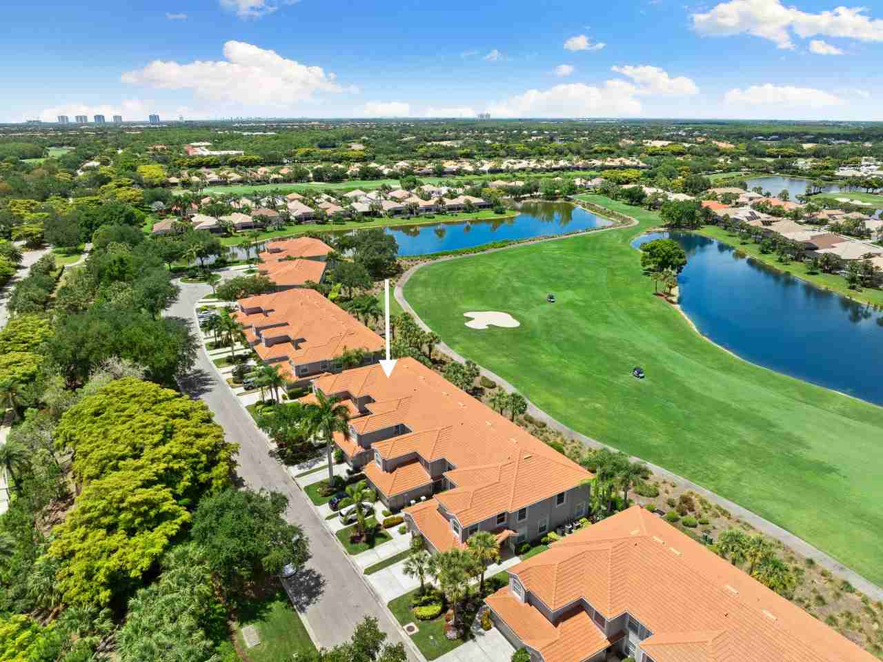 23590 Wisteria Pointe Dr #805 - Photo 3 of 37