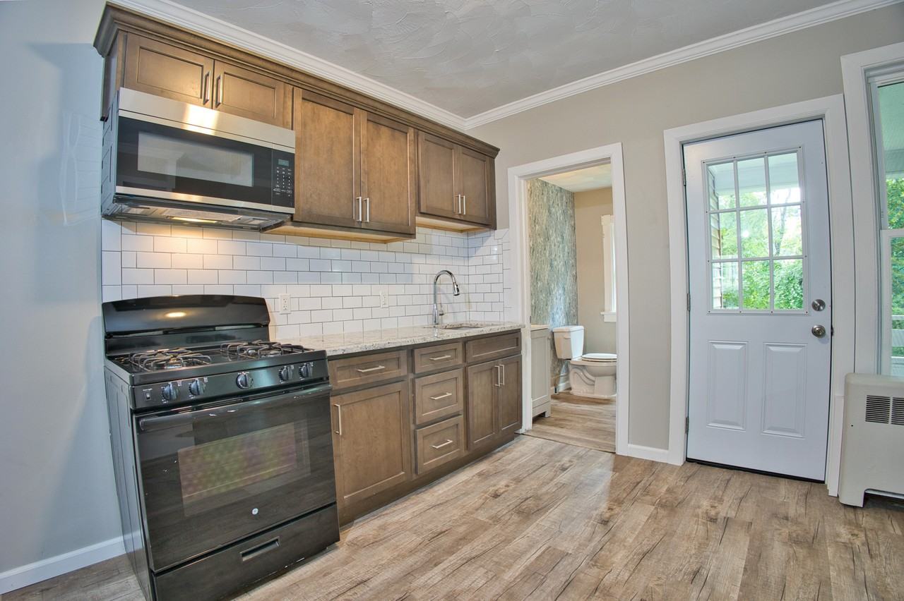 22 Clinton St #22 - Photo 2 of 22