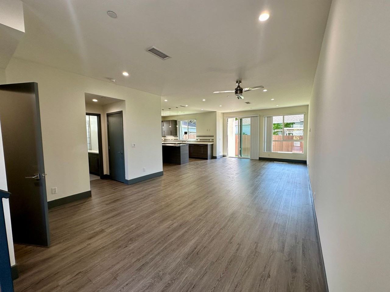 6439 West 86th Place - Photo 2 of 37