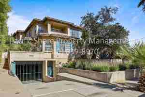 featured image of 3353 Montrose Ave