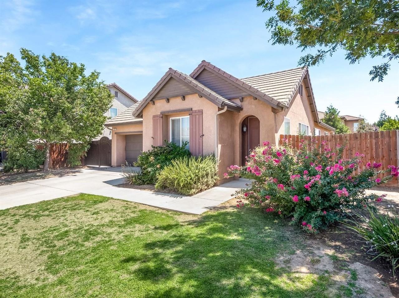 7385 E Garland Ave - Photo 2 of 13