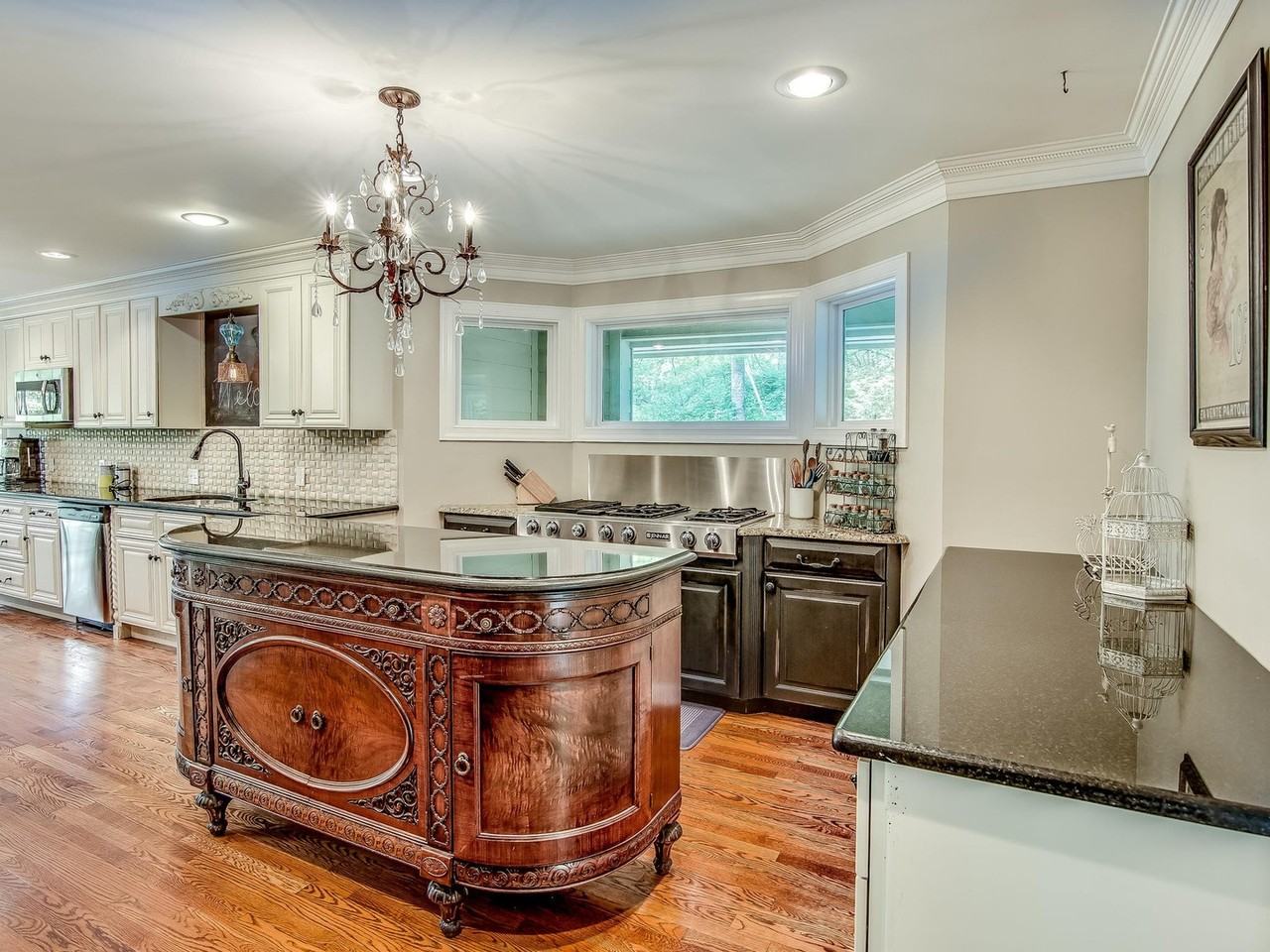 5322 General Forrest Ct - Photo 2 of 33