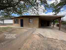 featured image of 1835 Paxton St