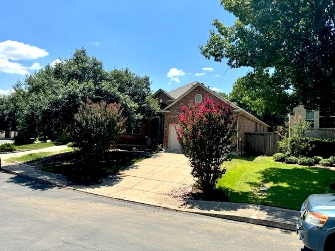 18715 Rogers Pass - Photo 3 of 31