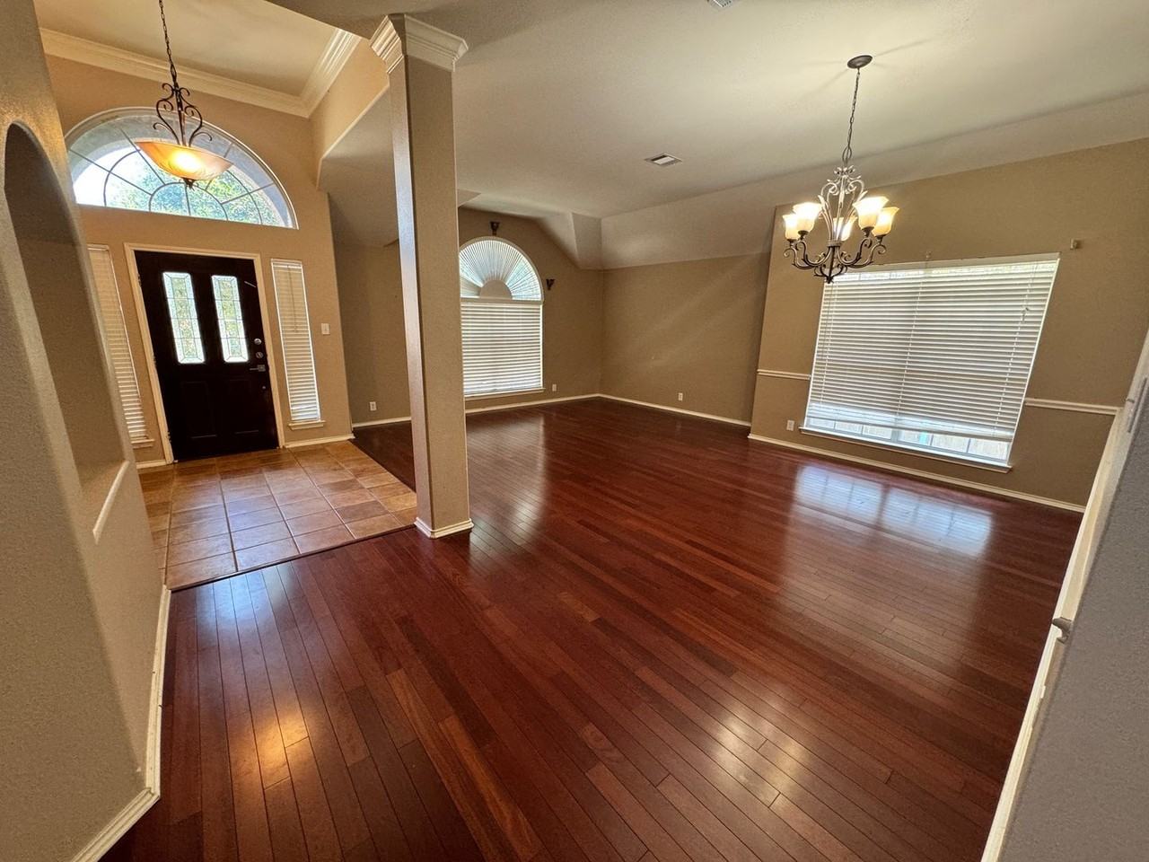 18715 Rogers Pass - Photo 7 of 31