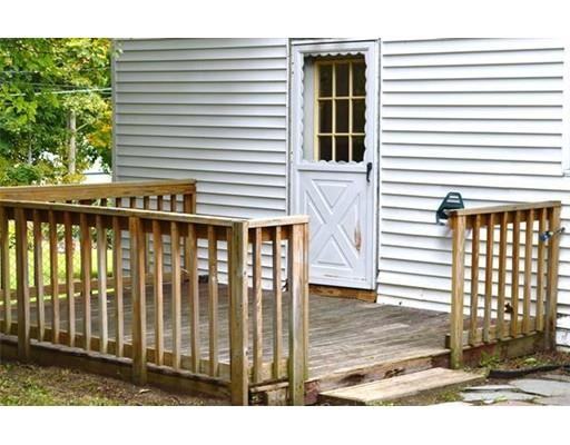 33 School House Rd - Photo 3 of 14