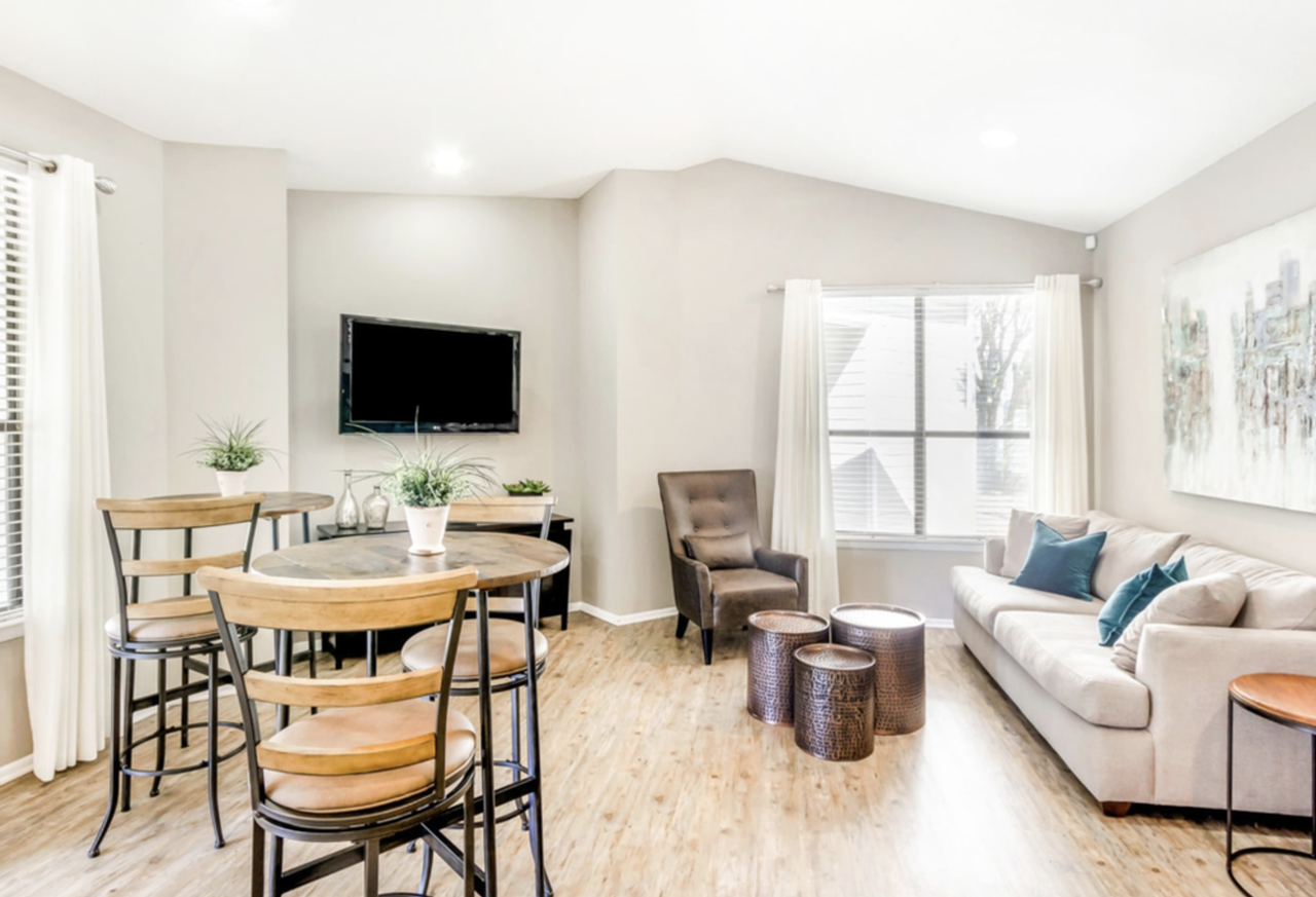 Landmark at Pine Court - Photo 7 of 50