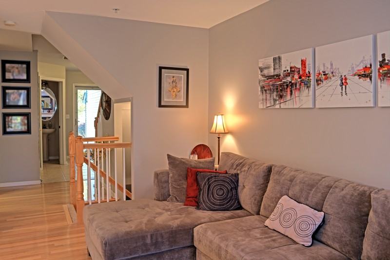 1005 Wendover Ct - Photo 2 of 23