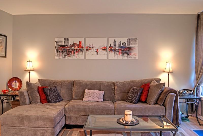 1005 Wendover Ct - Photo 3 of 23