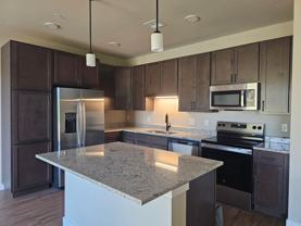 880 N Main - Photo 1 of 1