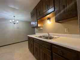 featured image of 83 Arlington Ave W