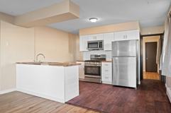 560-562 37th Ave NE - Photo 1 of 1