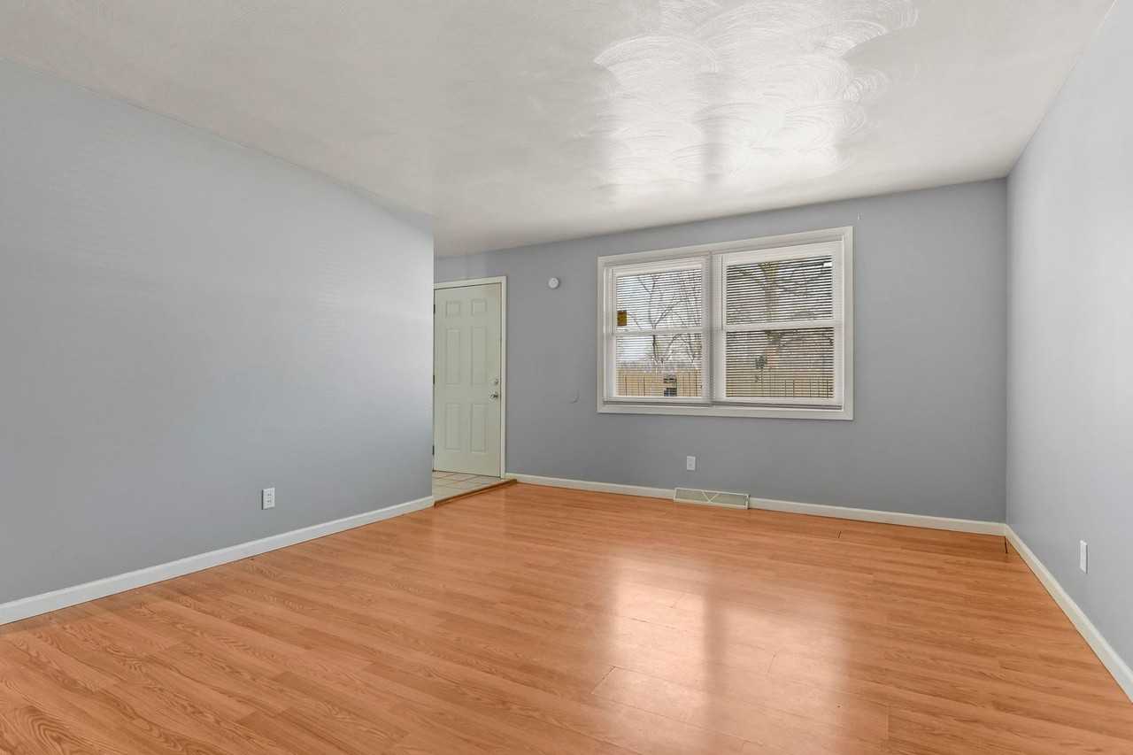 2271-2277 East Laurel 4-Plex - Photo 2 of 19
