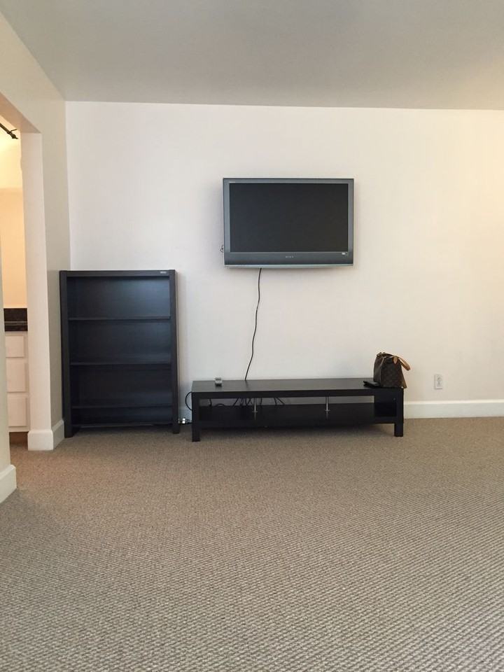 10982 Roebling Ave - Photo 5 of 19