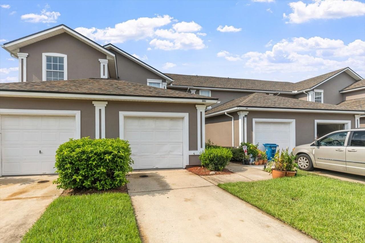 341 Scrub Jay Dr - Photo 2 of 20