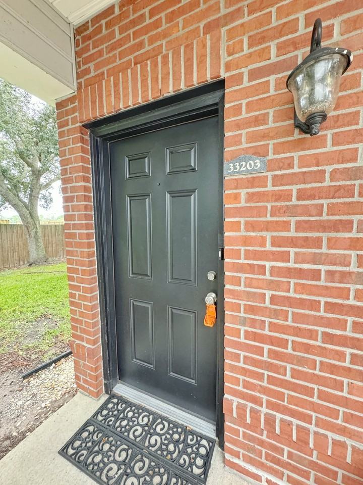 33203 Harbour Vista Cir - Photo 4 of 27