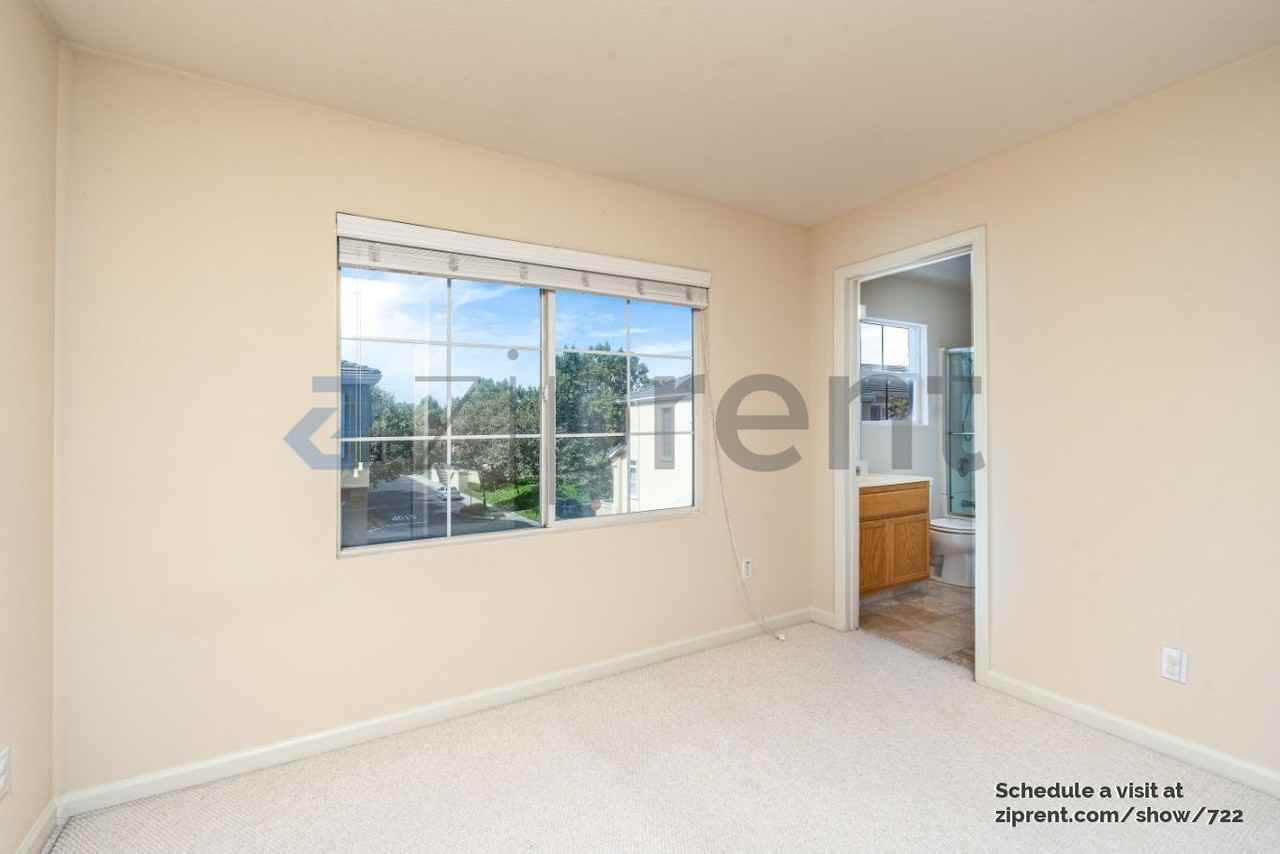 3637 Fitzsimmons Cmn - Photo 3 of 13