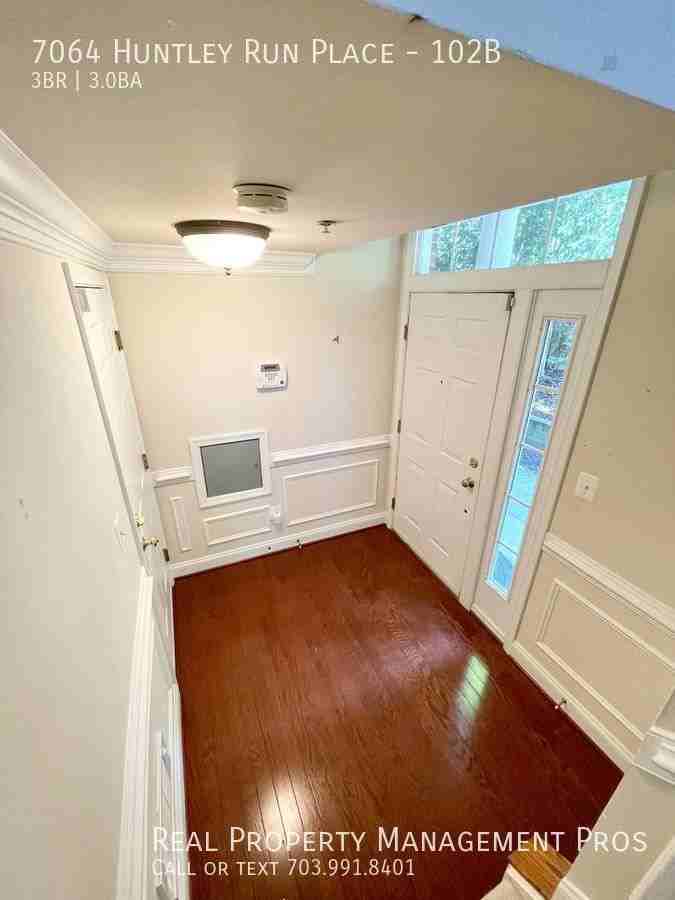 7064 Huntley Run Pl #102B - Photo 3 of 26