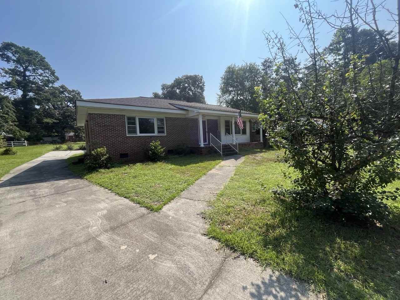 413 3rd St #NA - Photo 3 of 36