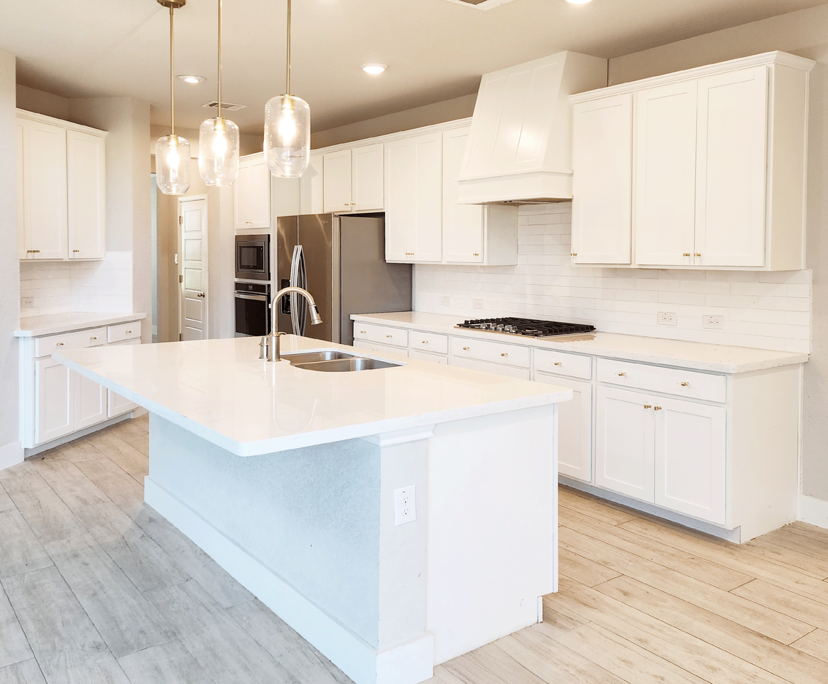 2426 Santiago Way #NA - Photo 5 of 41
