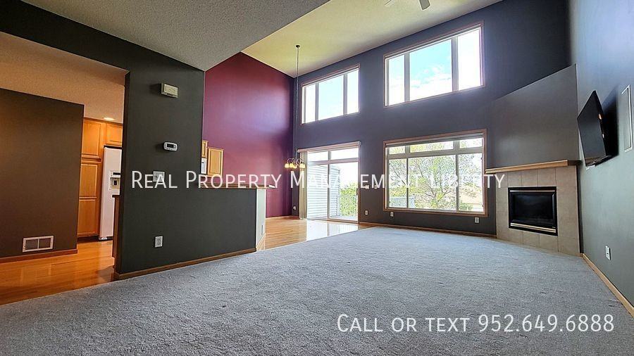 18975 Inlet Rd - Photo 2 of 20