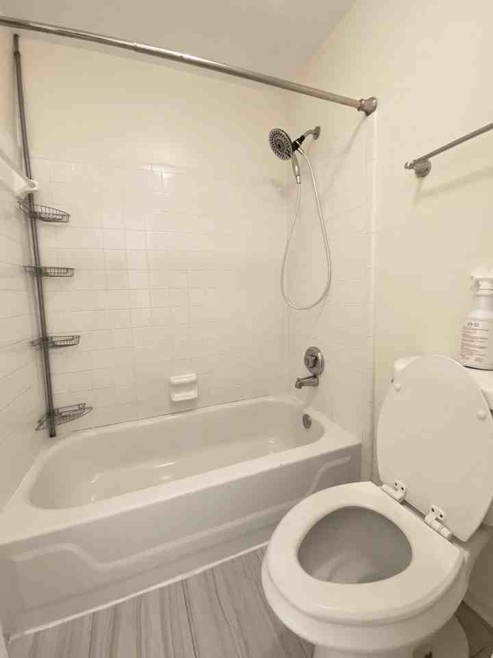 635 Granville Ct #635 - Photo 6 of 22