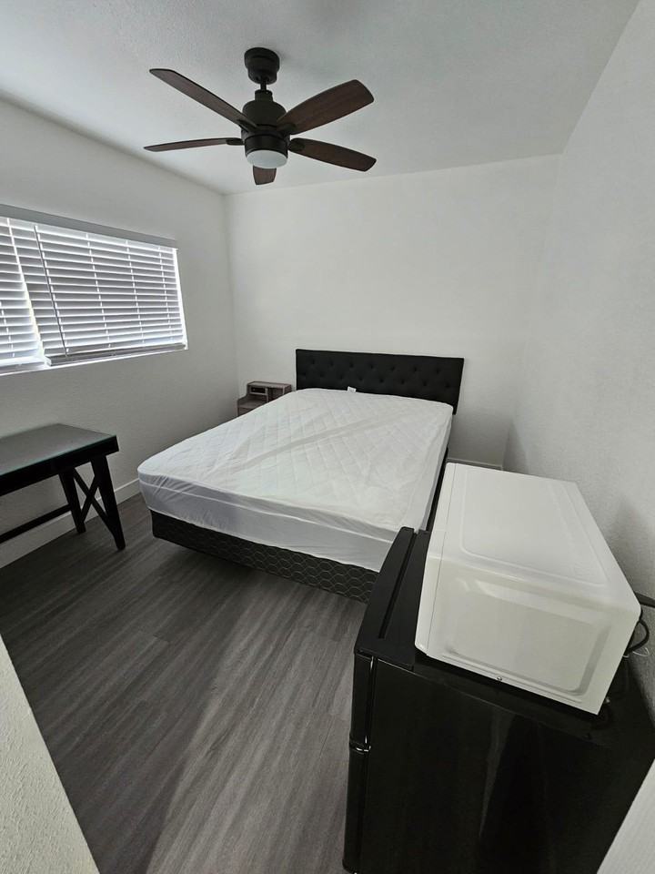 King Richard Ave - Photo 7 of 14
