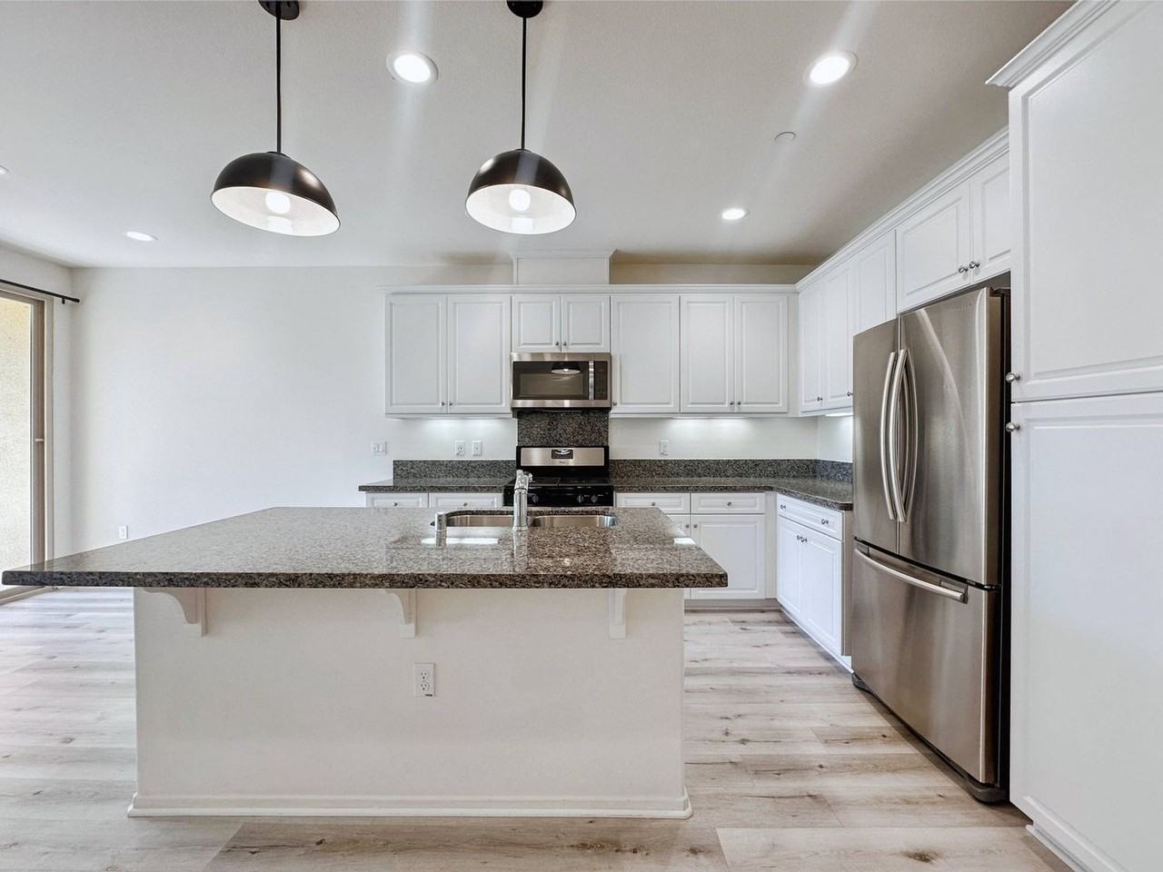 3180 E Yountville Dr - Photo 3 of 35