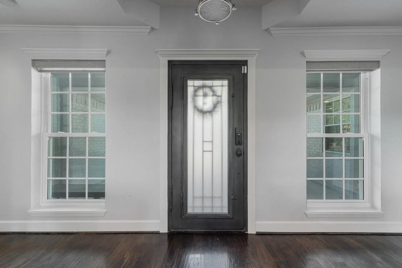 1208 Scenic Dr - Photo 3 of 36