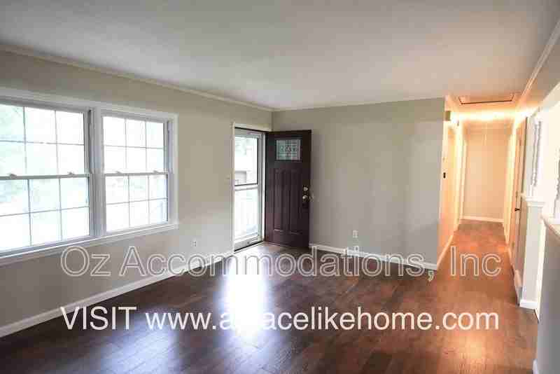 1906 Sw 2nd St - Photo 7 of 27